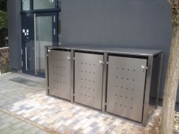 3er-Mülltonnenbox Klappdach - Eckpfosten vierkant 1