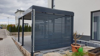 Einzel-Carport aus Stahl und mit Wandelementen - BRANDL