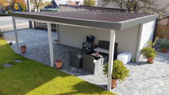 STAHL-Einzelgarage mit Schwingtor + Anbau-Carport - BRANDL