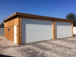 Reihen-Carport aus Holz für Wohnmobil (Wohnwagen) + Sektionaltore - BRANDL