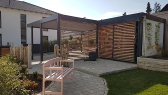 Doppel-Carport aus Stahl mit Geräteraum (Abstellkammer) hinten - BRANDL