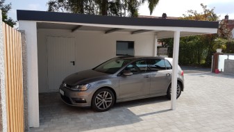STAHL-Einzelgarage mit Sektionaltor + Anbau-Carport - BRANDL