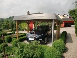 Einzel-Carport aus Holz mit Bogenpfosten - BRANDL