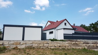 Doppel-Carport aus Stahl – mit Geräteraum (Abstellkammer) hinten integriert - BRANDL