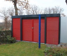 Stahlcarport als Geräteraum