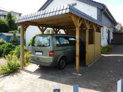 Einzel-Carport aus Holz für Wohnmobil (Wohnwagen/Transporter) + Schindelblende in anthrazitgrau - BRANDL