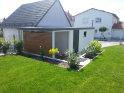 STAHL-Einzelgarage mit Sektionaltor + Anbau-Carport - BRANDL