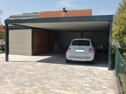 Doppel-Carport aus Stahl – mit Geräteraum (Abstellkammer) seitlich - BRANDL