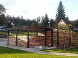 Doppel-Carport aus Stahl – mit Geräteraum (Abstellkammer) hinten - BRANDL