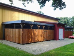 Reihen-Carport aus Holz + Abstellkammer (Geräteraum/Schuppen) + Kassettenblende in anthrazitgrau - BRANDL