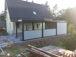 Einzel-Carport mit Geräteraum (Abstellkammer) hinten - BRANDL