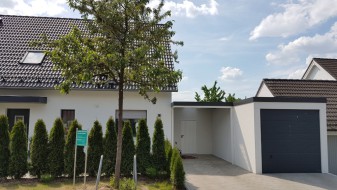STAHL-Einzelgarage mit Sektionaltor + Anbau-Carport + Geräteraum hinten quer - BRANDL