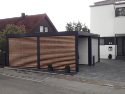 Einzel-Carport aus Stahl mit Sektionaltor + Anbau-Carport - BRANDL