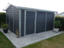Carport mit Satteldach als Mehrzweckraum