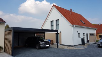 Doppel-Carport mit Geräteraum (Abstellraum) hinten integriert - BRANDL