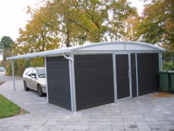 Carport mit Geräteraum hinten