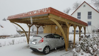 Doppel-Carport aus Holz mit Bogenpfosten + Abstellkammer - BRANDL