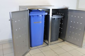 2er-Mülltonnenbox Schiebedach Detailansicht - die Preiswerte (3)