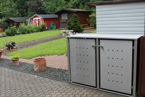 2er-Mülltonnenbox starres Dach - Eckpfosten rund (2)