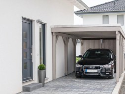 Einzel-Carport aus Holz + Flachdach + Abstellkammer (Geräteraum) - BRANDL
