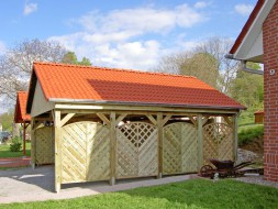 Einzel-Carport aus Holz mit Giebeldach/Satteldach - Wandelemente: Dichtzaun diagonal - BRANDL