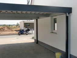 Doppel-Carport aus Stahl - BRANDL