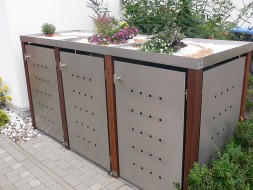 3er-Mülltonnenbox Pflanzdach - Eckpfosten Holz Bangkirai (2)