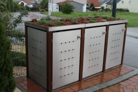 3er-Mülltonnenbox Pflanzdach - Eckpfosten Holz Bangkirai (3)