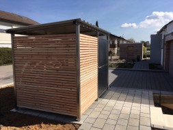 Mülltonnenhaus Größe 1 - Holzverkleidung - Drehtür Edelstahl (3)