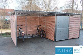 Mülltonnenhaus Größe 4 inkl. Fahrradunterstand - Holzverkleidung - Drehtür Edelstahl