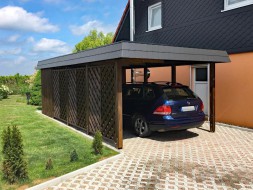 Einzel-Carport aus Holz mit Flachdach + Abstellkammer (Geräteraum) + Schindelblende in anthrazitgrau + Dichtzaun diagonal - BRANDL