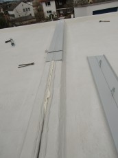Dachabdichtung bei Beton-Doppelgaragen