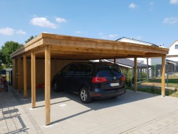 Doppel-Carport aus Holz mit Abstellkammer hinten - BRANDL