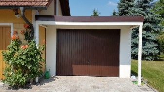 Einzelgarage aus Stahl mit Schwingtor + Anbau-Carport davor (Vordach) - BRANDL