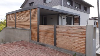 Carport aus Stahl + Hauseingangsüberdachung (Vordach) - BRANDL