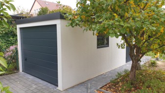 Einzel-Garage aus Stahl mit Sektionaltor + Überdachung hinten - BRANDL