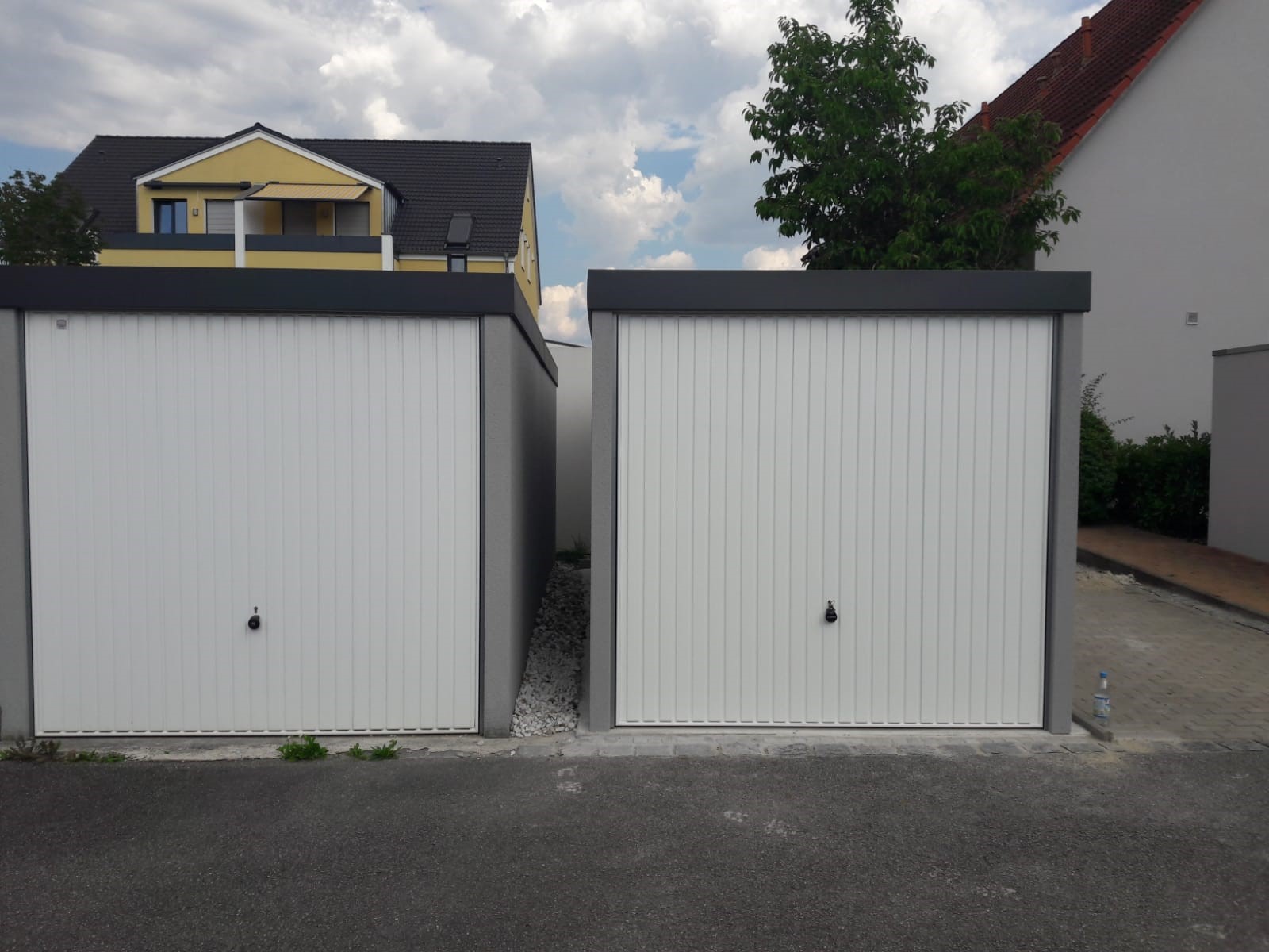 einzel garage aus stahl mit schwingtor brandl einzel garage aus stahl mit schwingtor brandl