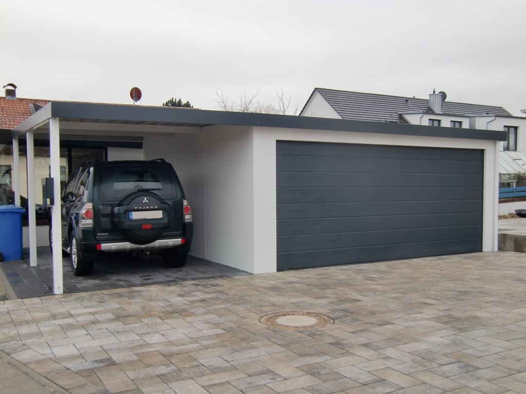 Doppelgarage mit Großtor (Großraumgarage) aus STAHL + Anbau-Carport - BRANDL