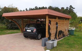 Doppel-Carport aus Holz mit Schindelblende und Bogenpfosten einseitig - BRANDL