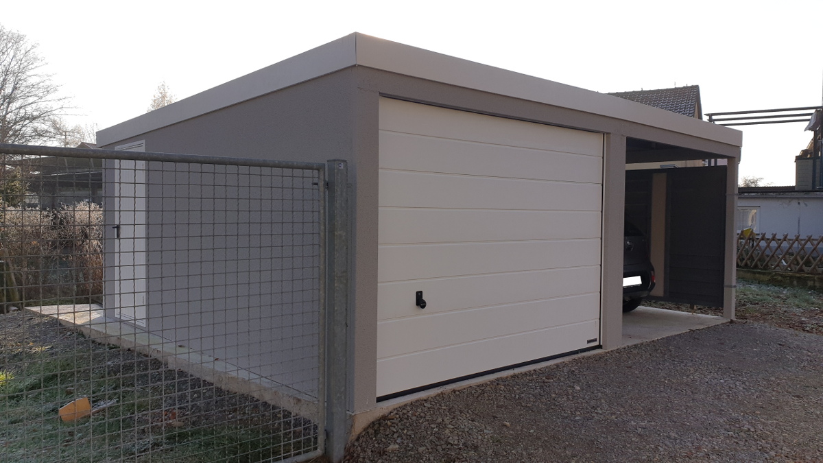 Einzel-Garage aus Stahl mit Sektionaltor + Anbau-Carport ...